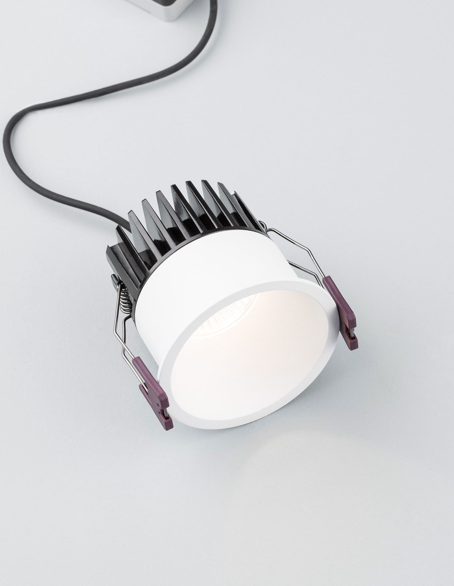 kragla-led-luna-za-vgrazhdane-ip65-blade