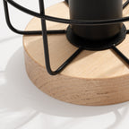 nastolna-lampa-ot-stomana-i-darvo-gotto