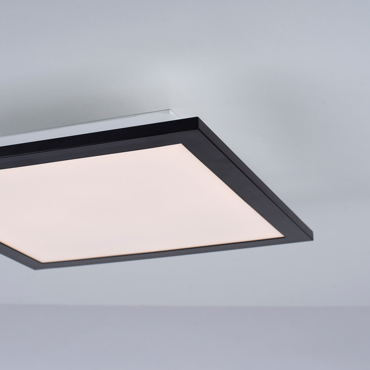 led-kvadraten-plosak-plafon-flat