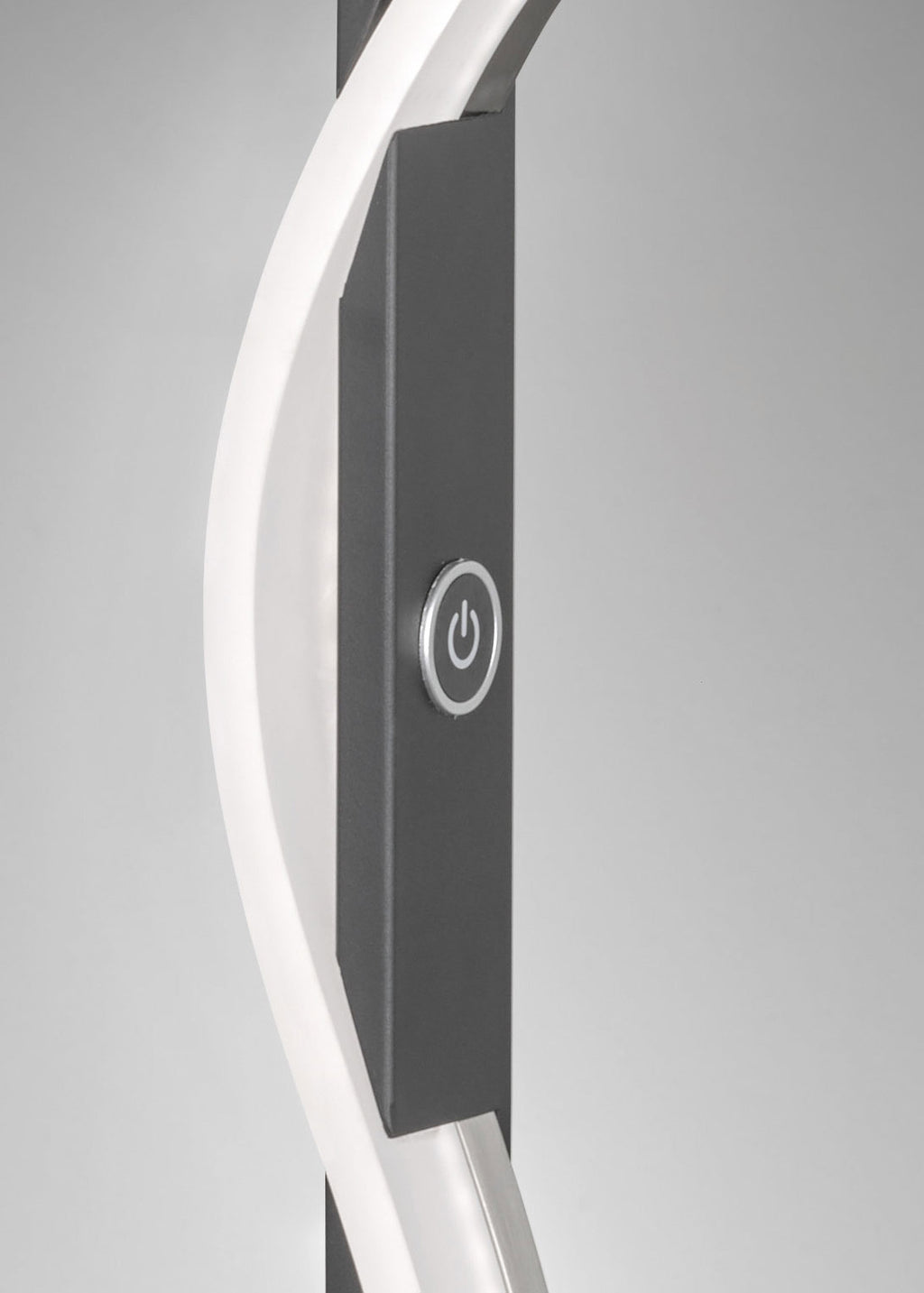 led-nastolna-lampa-s-tach-bridge