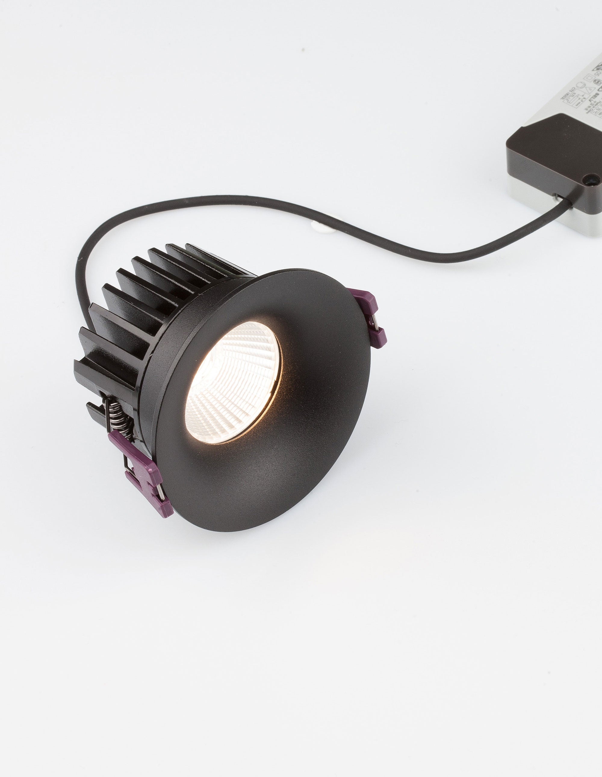 kragla-led-luna-za-vgrazhdane-ip65-blade