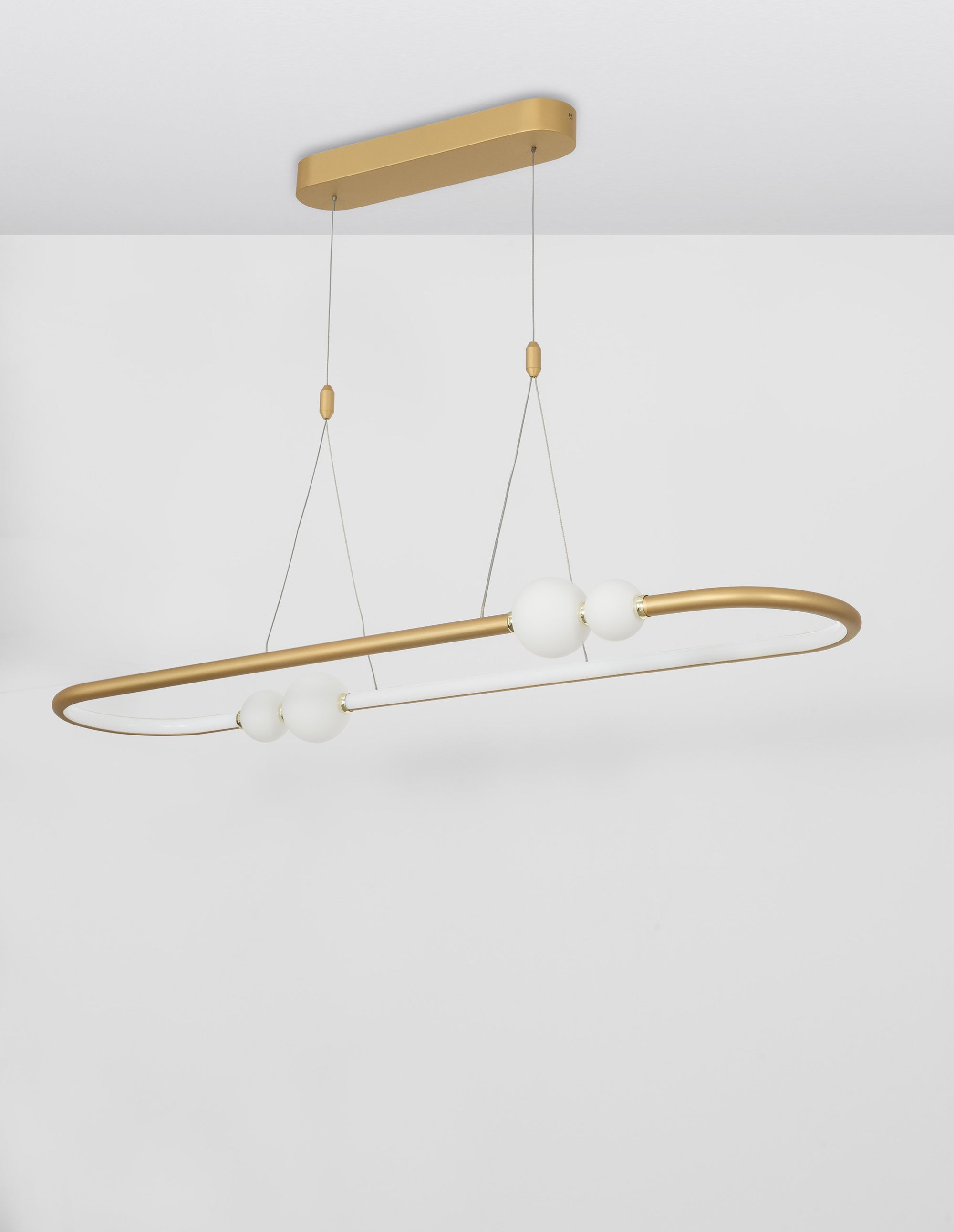 lineen-led-poliley-s-distantsionno-celia