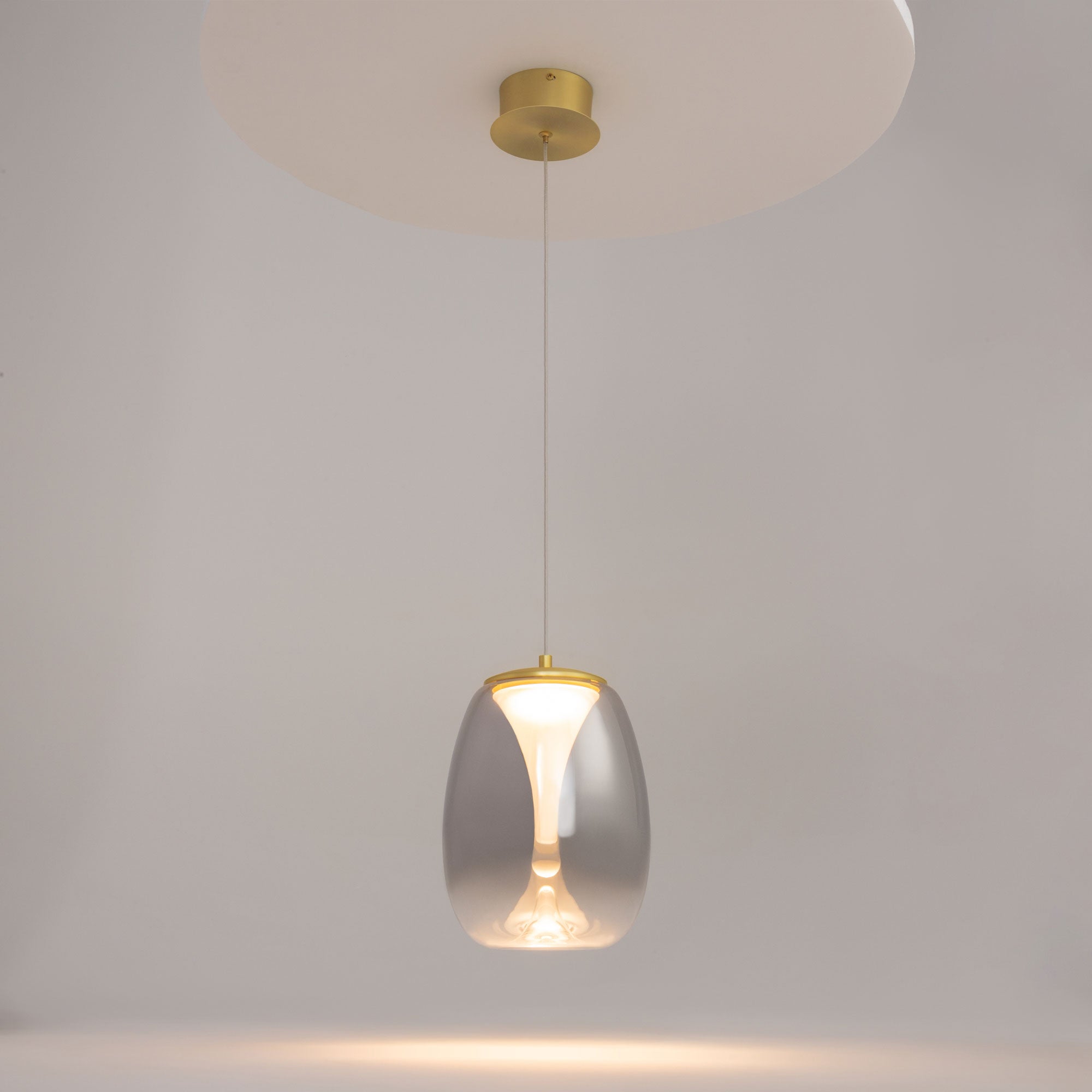 led-poliley-splash