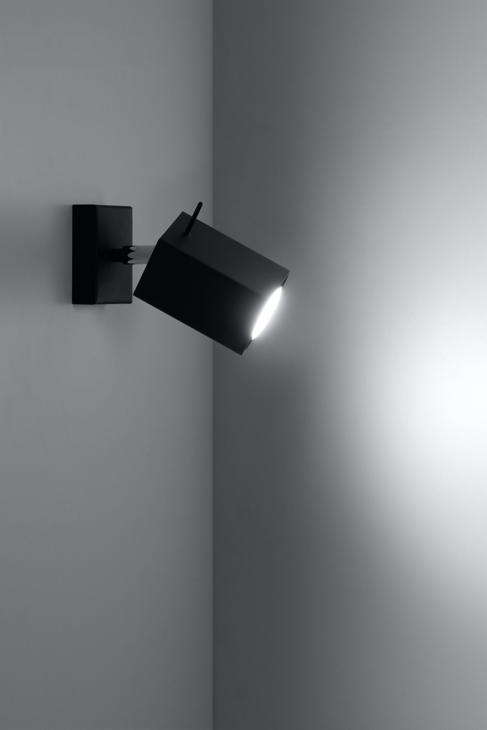 spot-lampa-za-tavan-merida