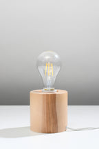 nastolna-lampa-ot-darvo-salgado